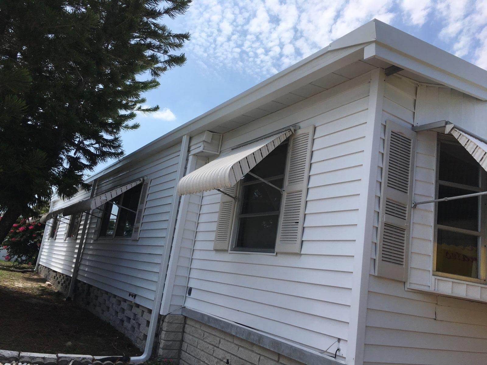 Modular Home Roof Contractor in Largo, FL.